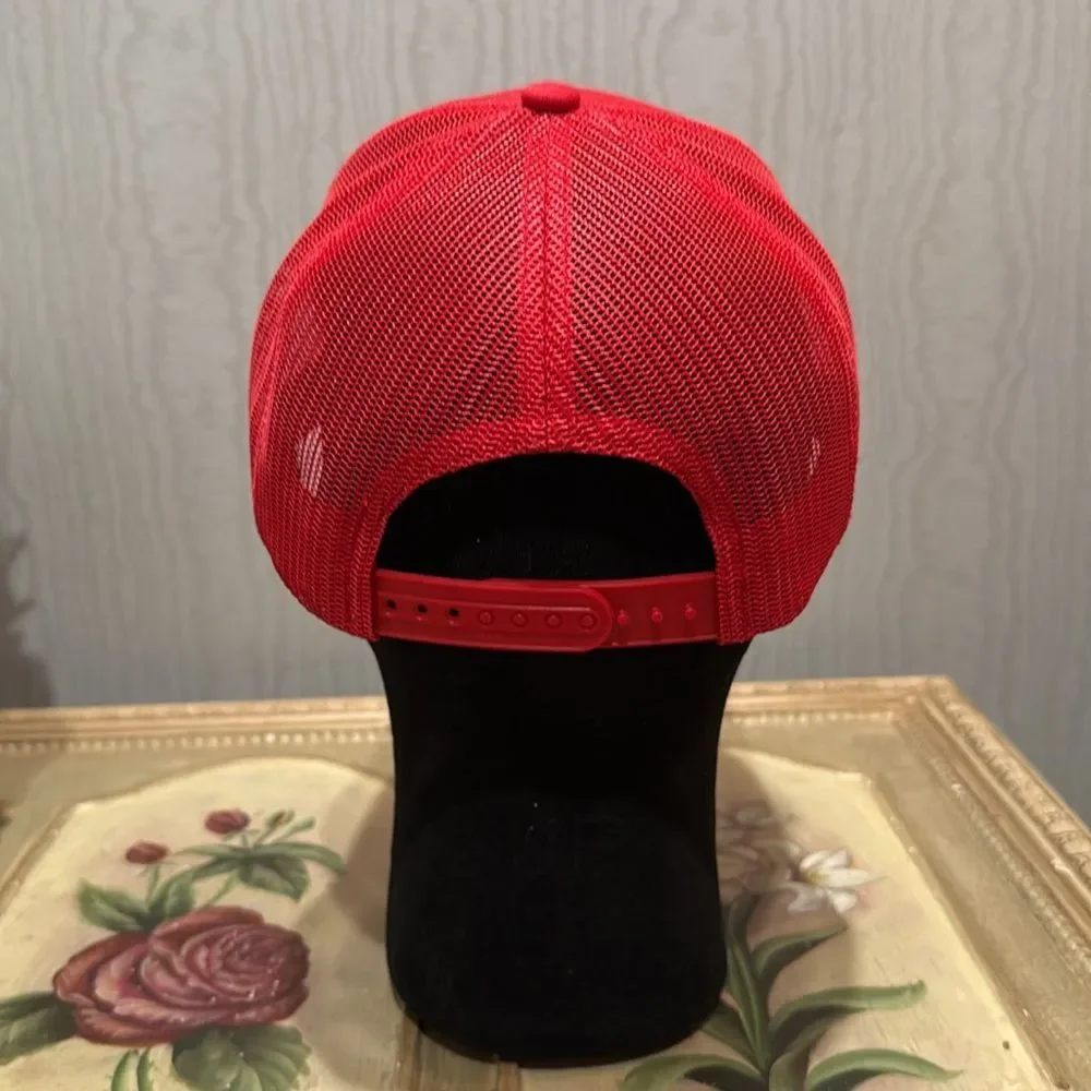 NWT Cocky Rooster Snapback Mesh Trucker Cap Hat Red